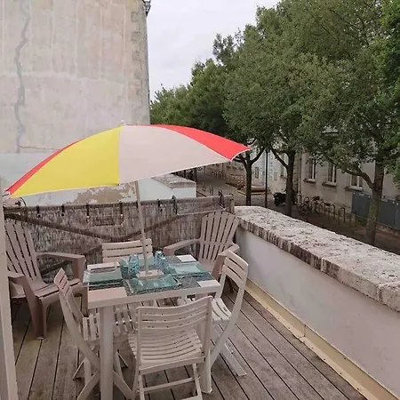 Bel Appart T2 Lumineux Avec Terrasse Hyper Centre. La Rochelle  Exterior photo